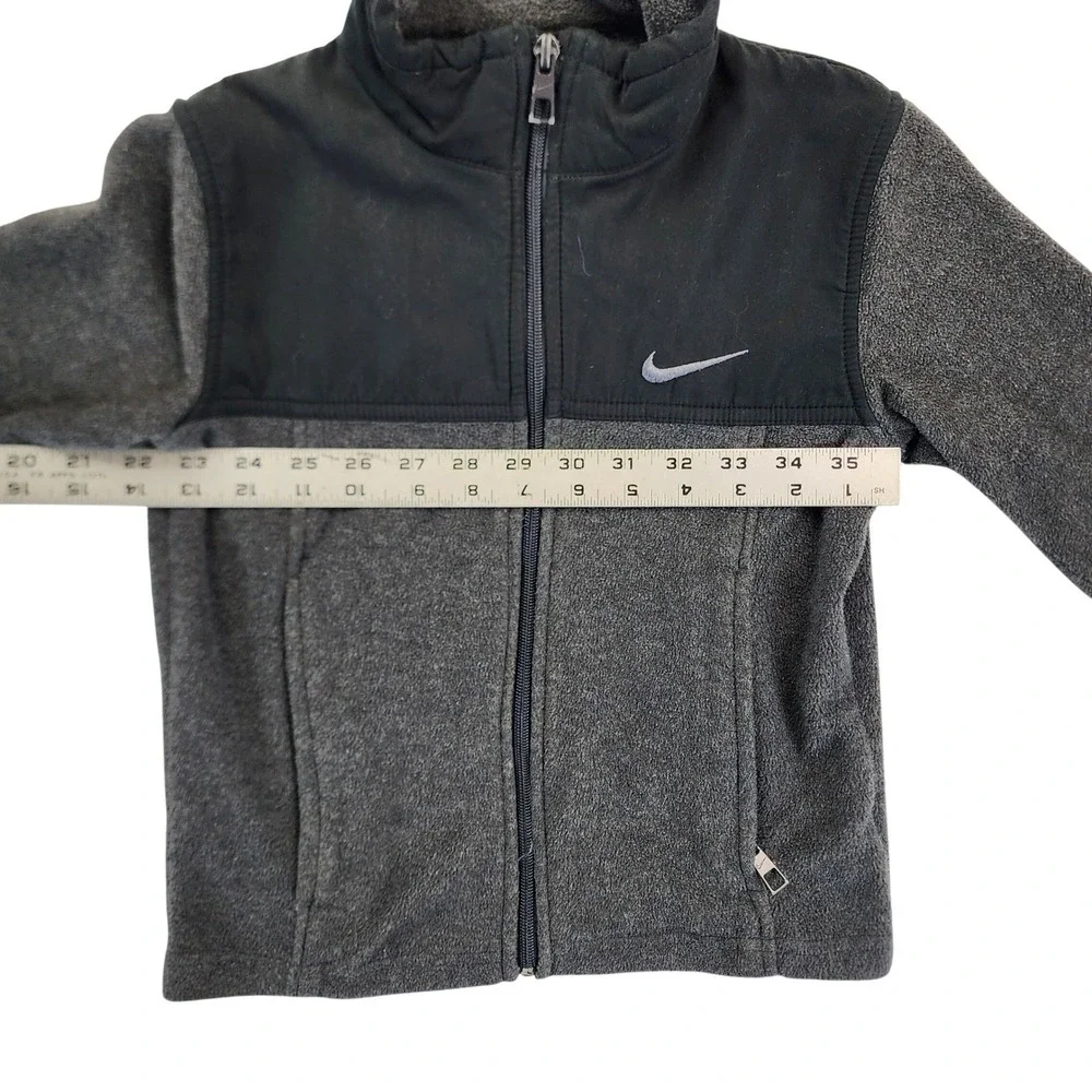 Nike Unisex Kids 6 Gray Black Full Zip Fleece Jacket Gorpcore Sporty‎ Activewear